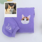 Custom Multi-Cat Portrait Sweatshirts - Personalized Pet Faces with Names - Multiple Cat Owner Gift - Image 6