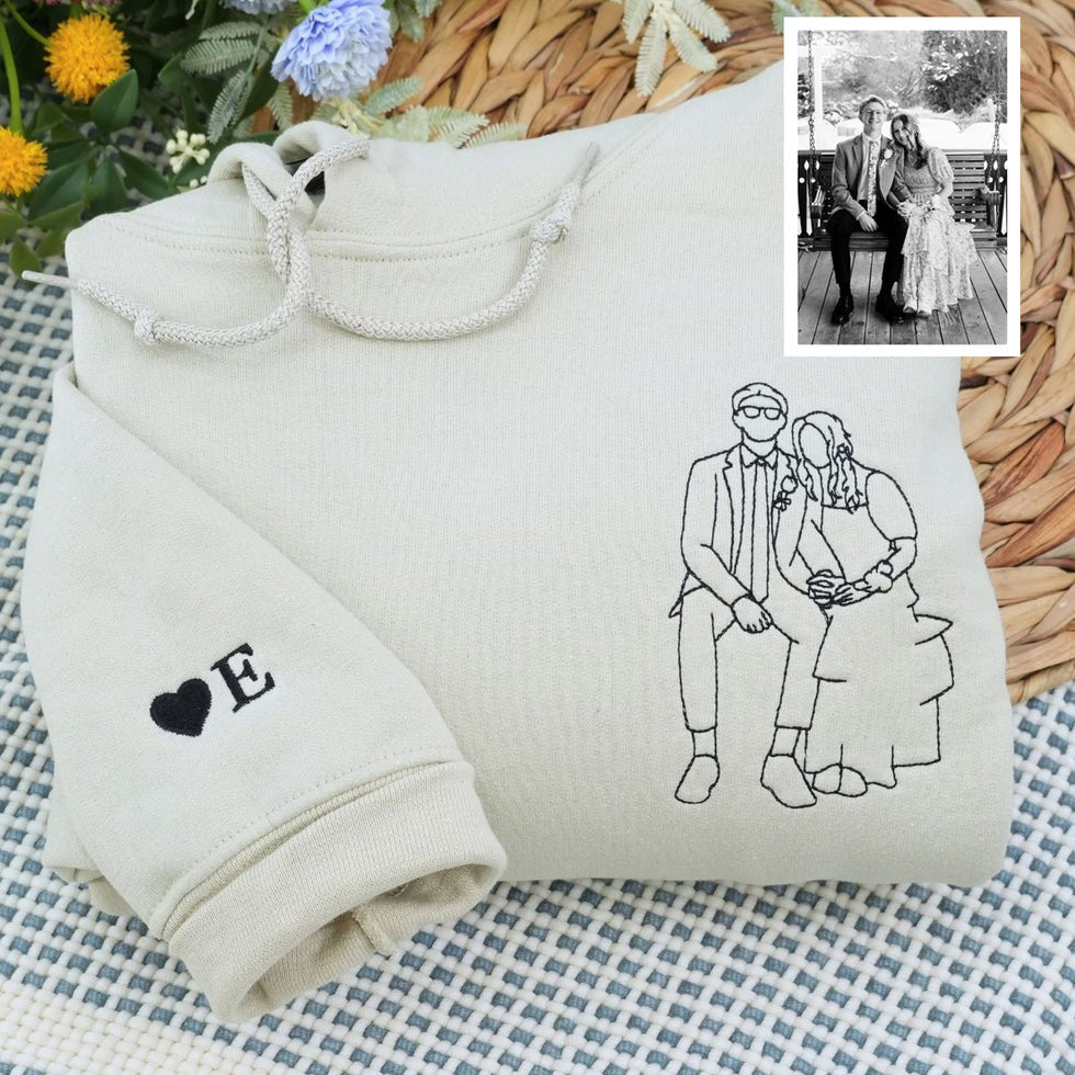 Personalized Picture Outline Embroidered Hoodie Sweatshirt, Portrait Photo Couple Outline Sweatshirt, Custom Line Art Photo Hoodie - Image 2
